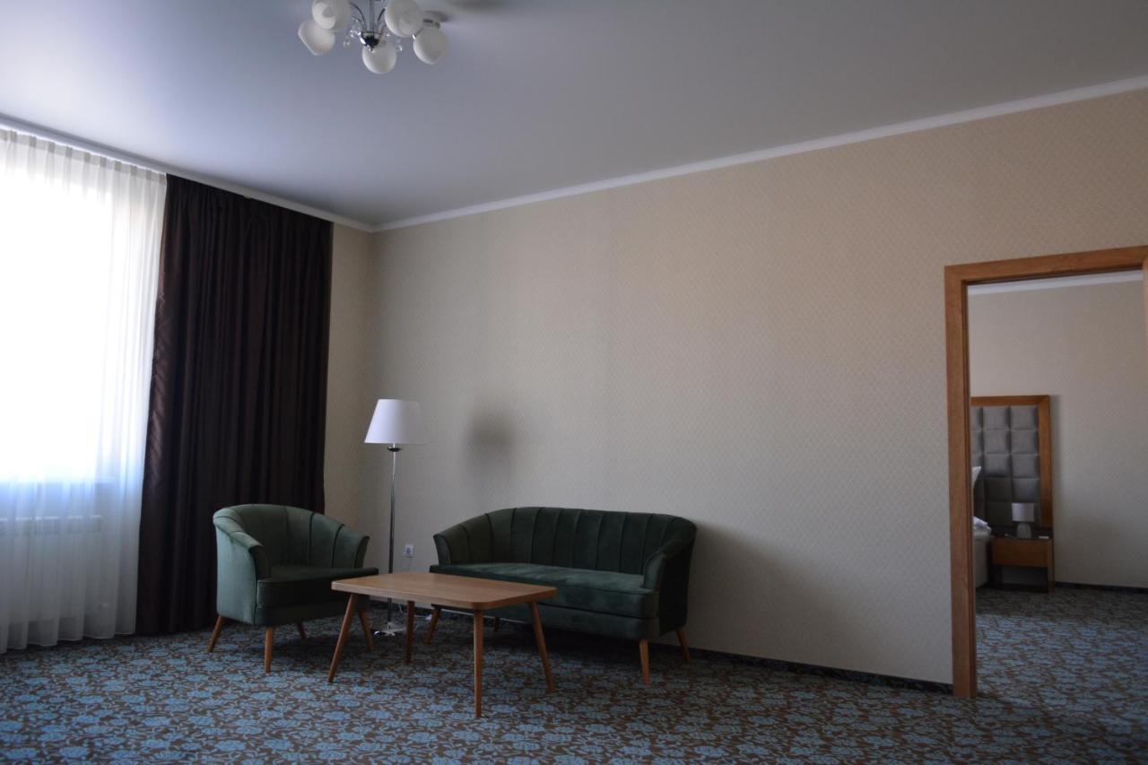 Гостиничный Комплекс Коктобе Aktobe Exterior foto