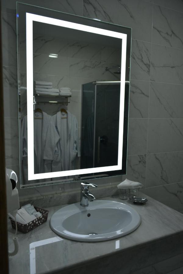 Гостиничный Комплекс Коктобе Aktobe Exterior foto
