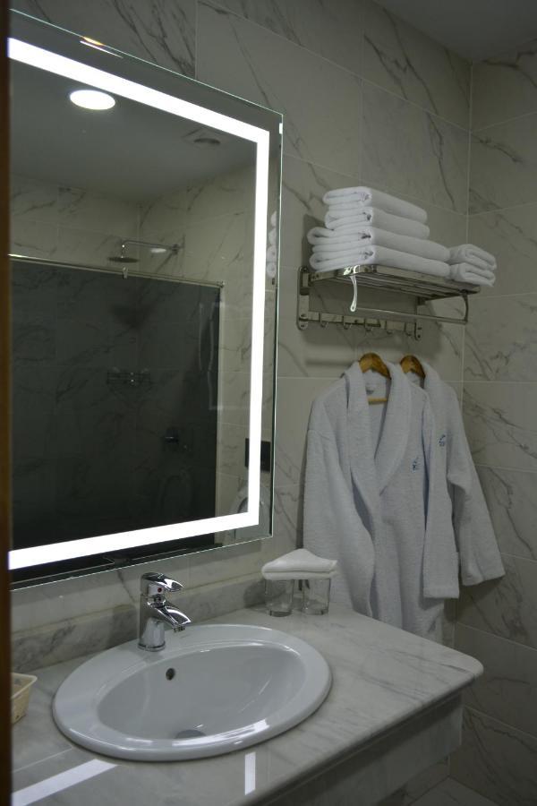 Гостиничный Комплекс Коктобе Aktobe Exterior foto