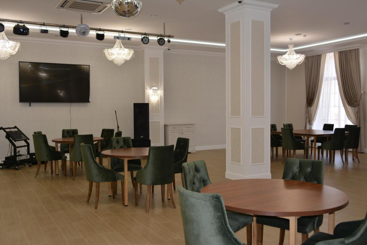 Гостиничный Комплекс Коктобе Aktobe Exterior foto