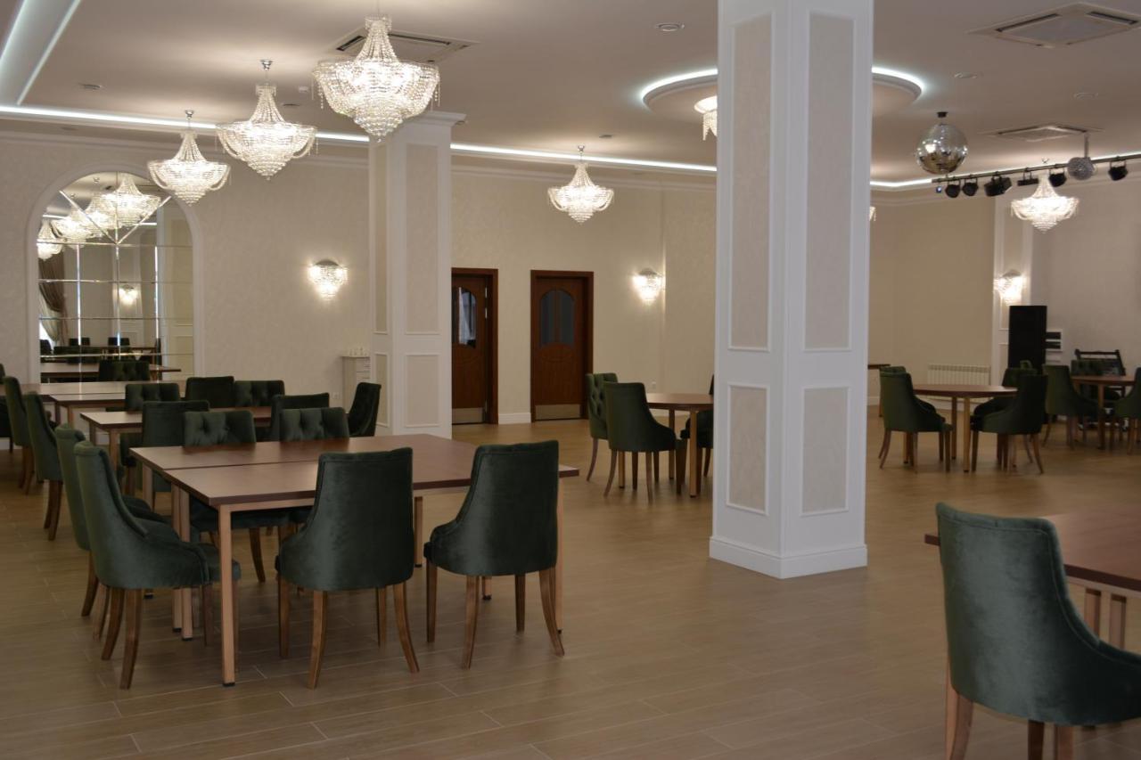 Гостиничный Комплекс Коктобе Aktobe Exterior foto